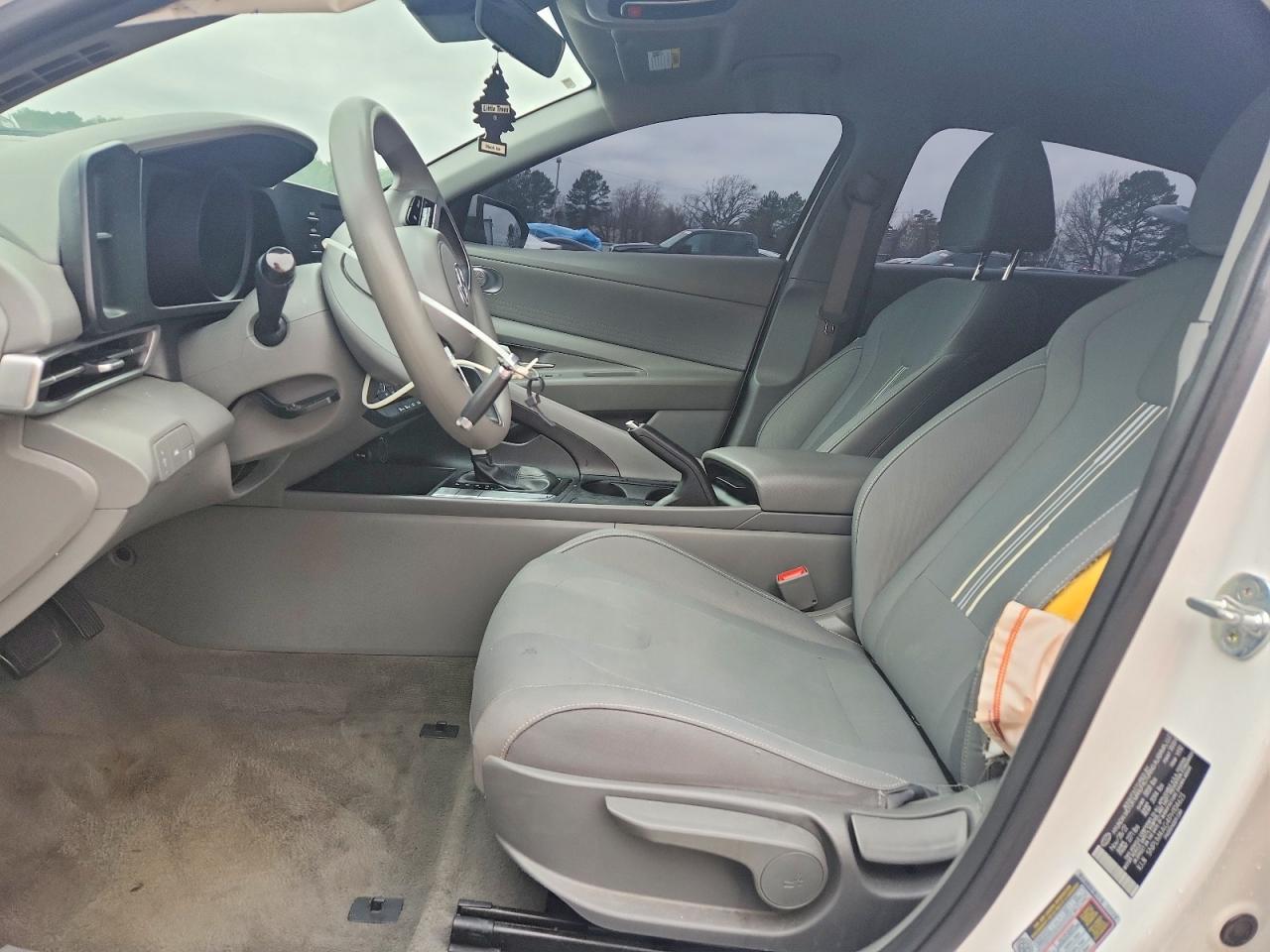 2023 HYUNDAI ELANTRA SEL photo 7