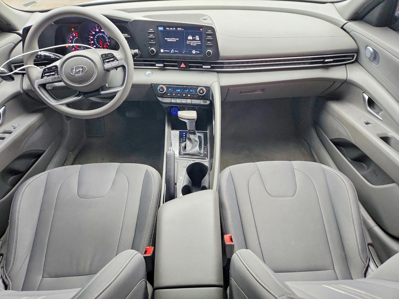 2023 HYUNDAI ELANTRA SEL photo 8
