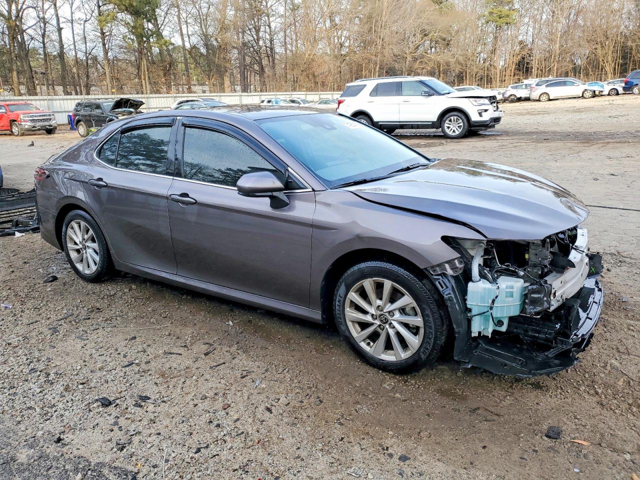 2022 TOYOTA CAMRY LE photo 10