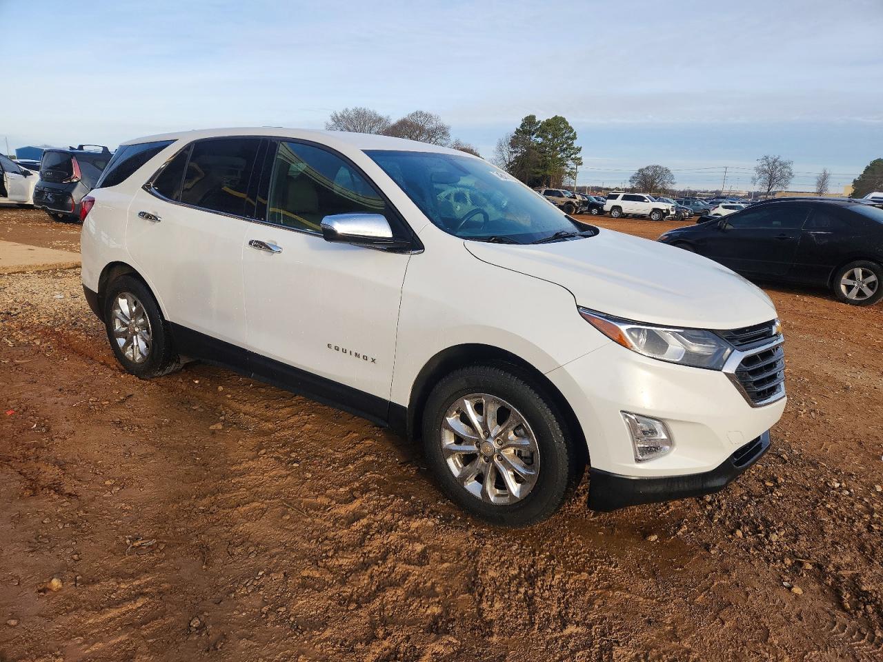 2019 CHEVROLET EQUINOX LT photo 4