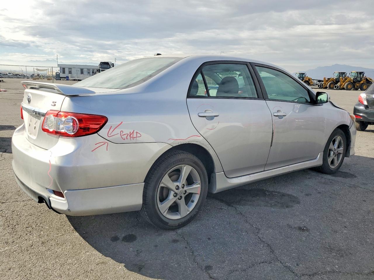 2011 TOYOTA COROLLA BASE photo 3