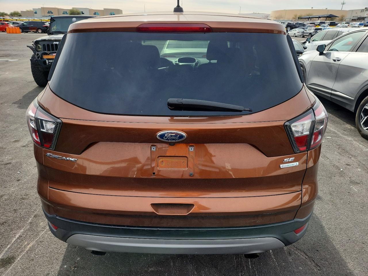 2017 FORD ESCAPE SE photo 6