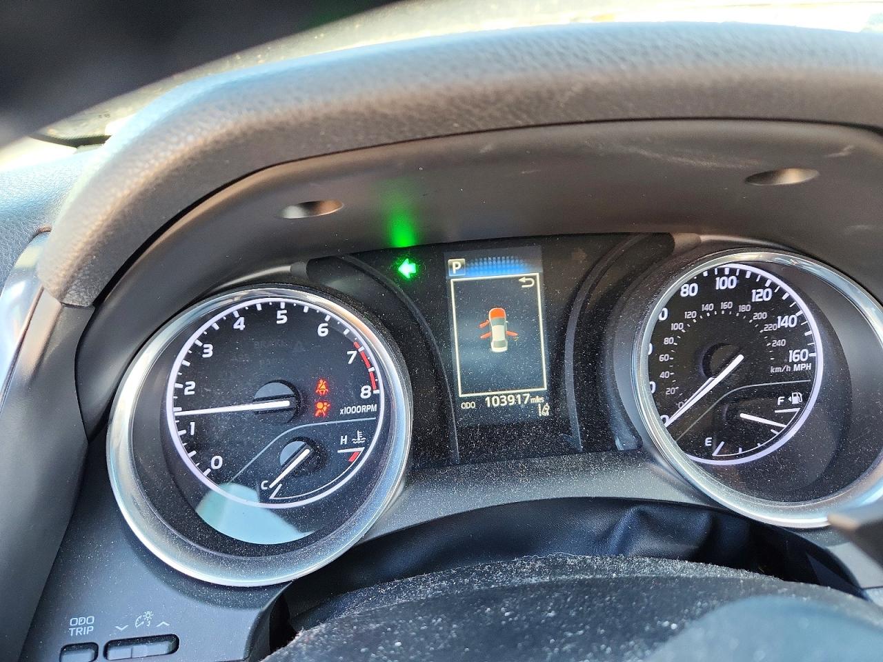 2018 TOYOTA CAMRY SE photo 9