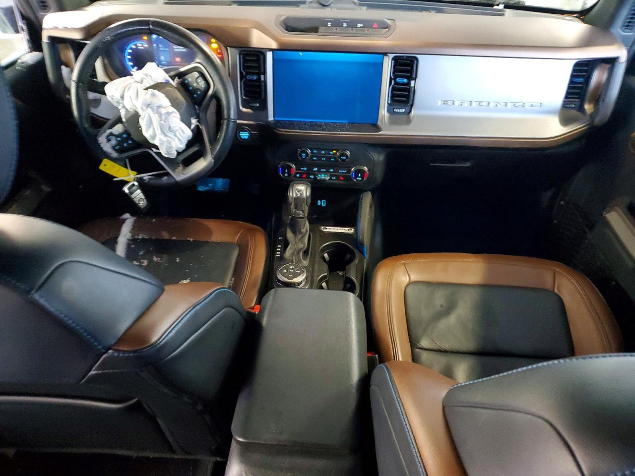 2022 FORD BRONCO BASE photo 15