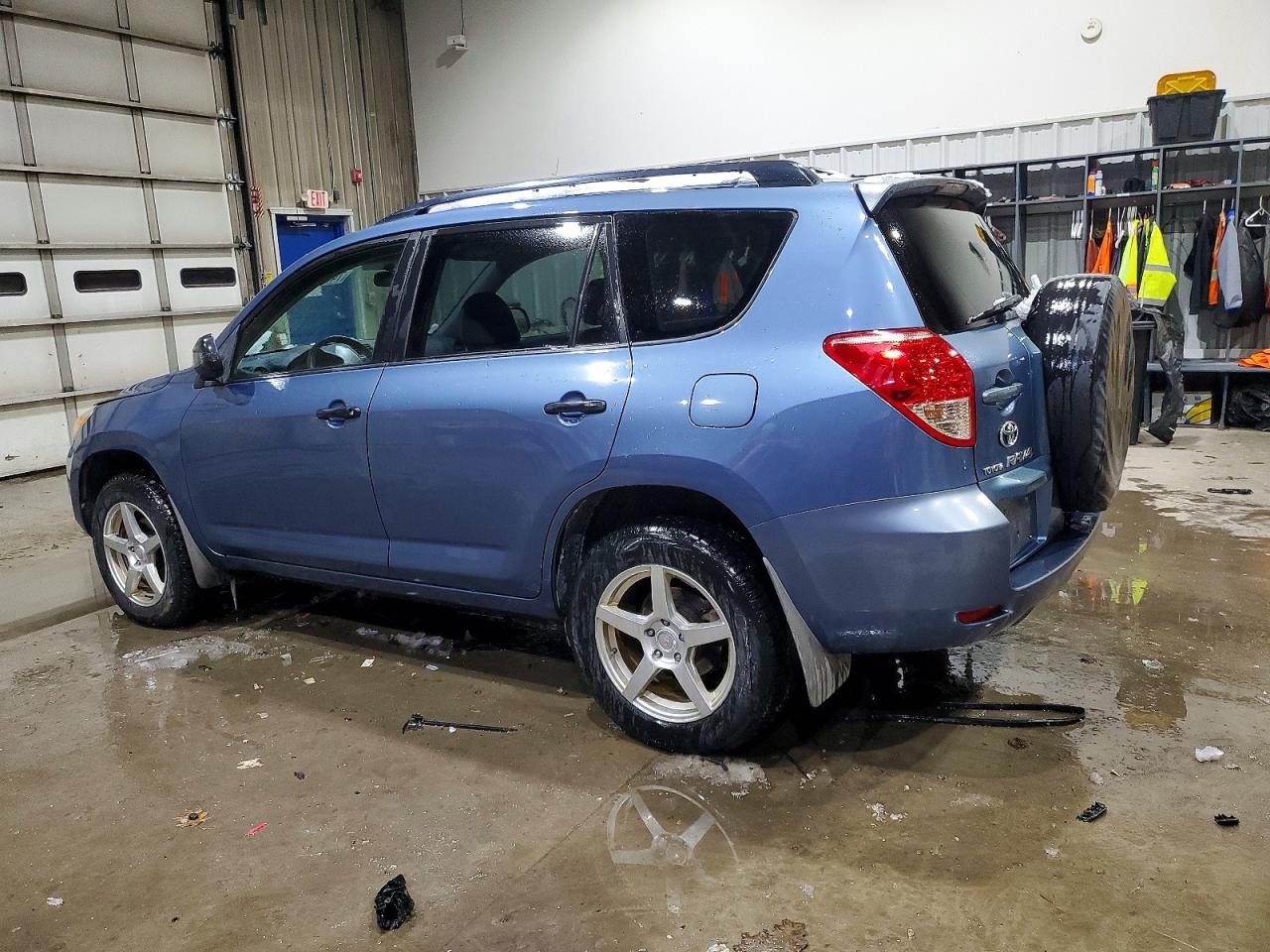 2008 TOYOTA RAV4 BASE photo 2
