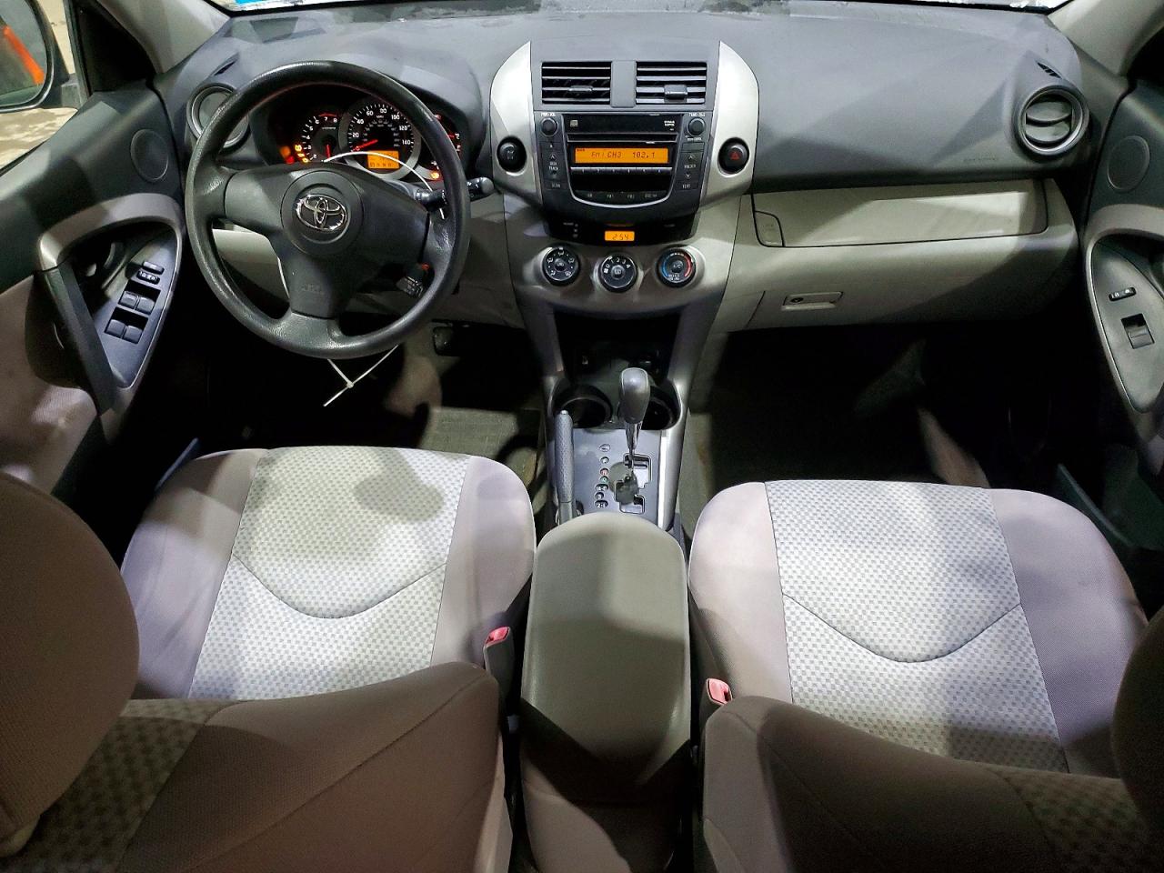 2008 TOYOTA RAV4 BASE photo 8