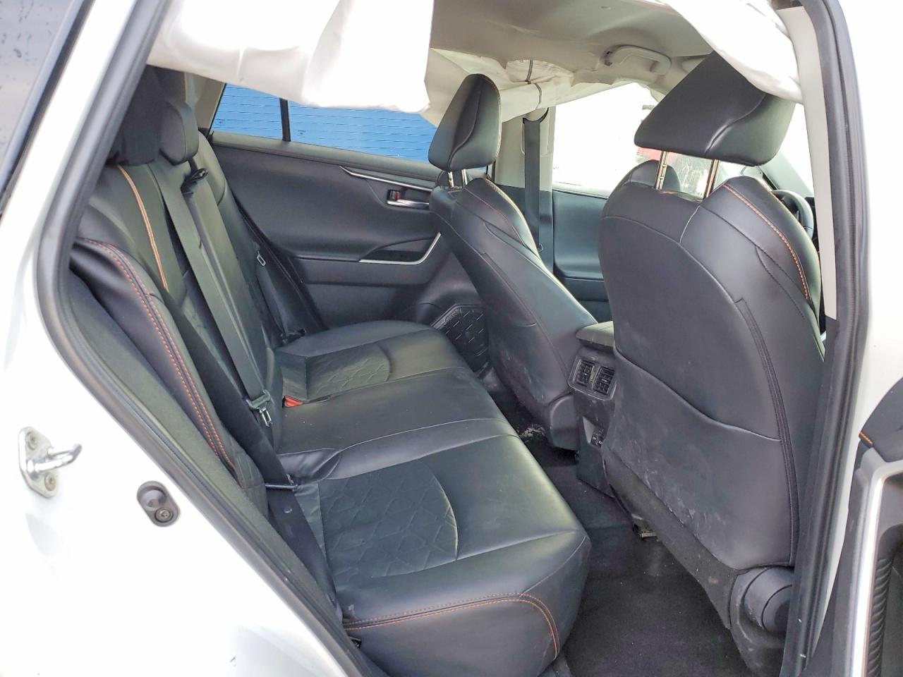 2022 TOYOTA RAV4 ADVENTURE photo 11