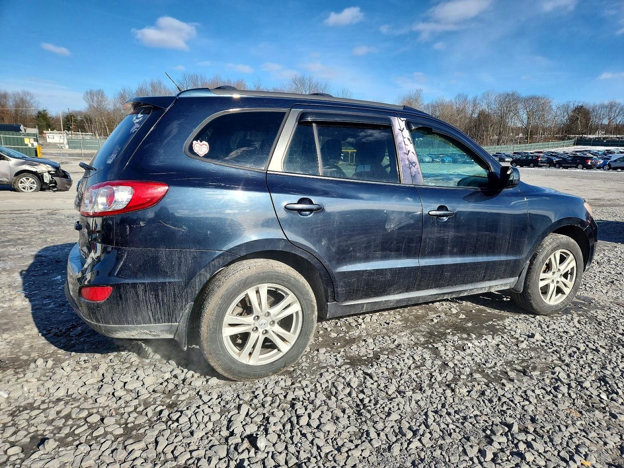 2011 HYUNDAI SANTA FE SE photo 5
