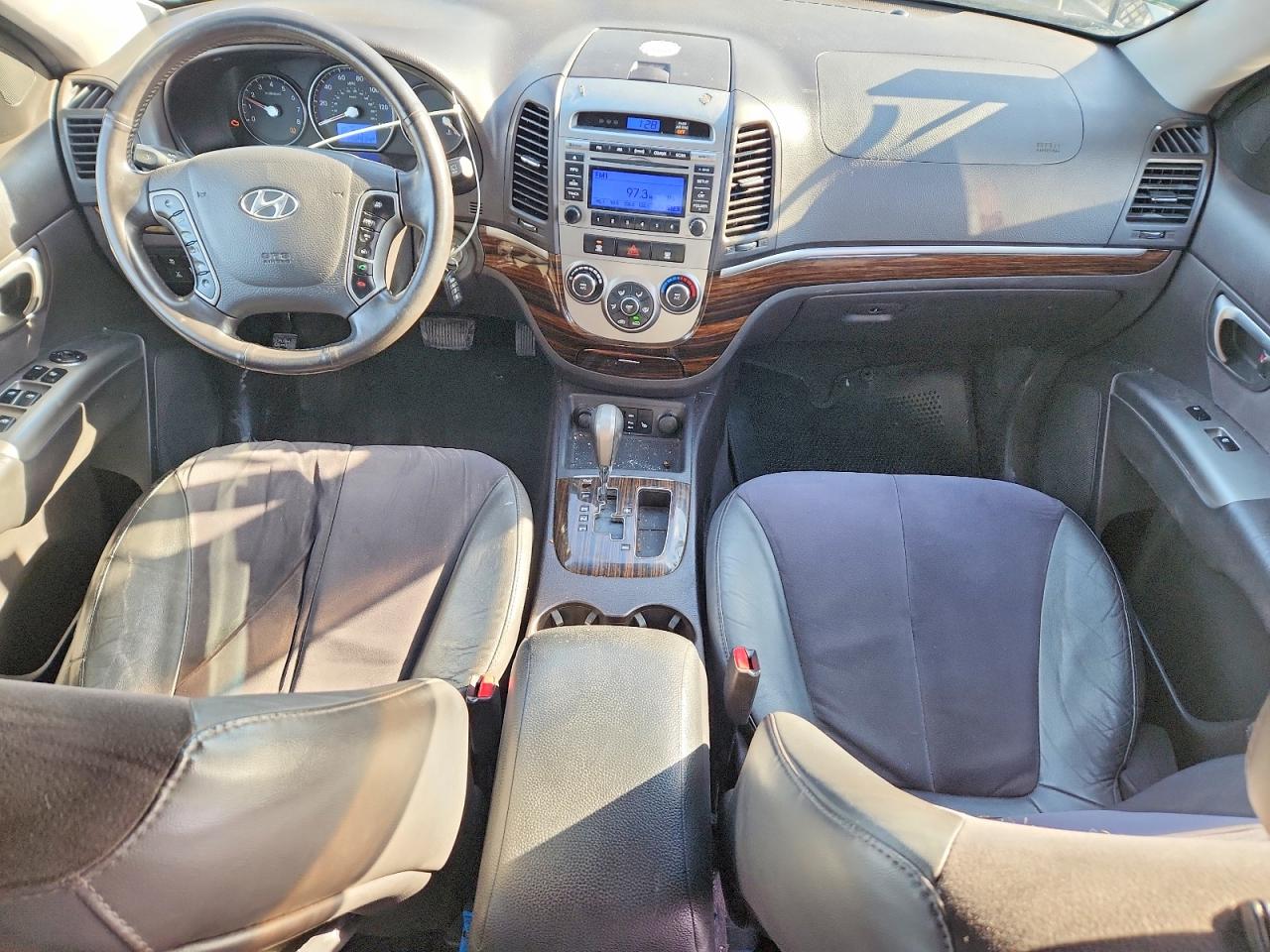 2011 HYUNDAI SANTA FE SE photo 15