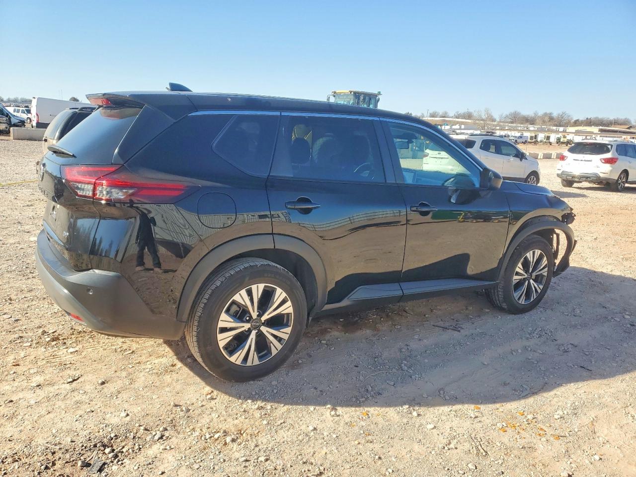 2023 NISSAN ROGUE SV photo 3