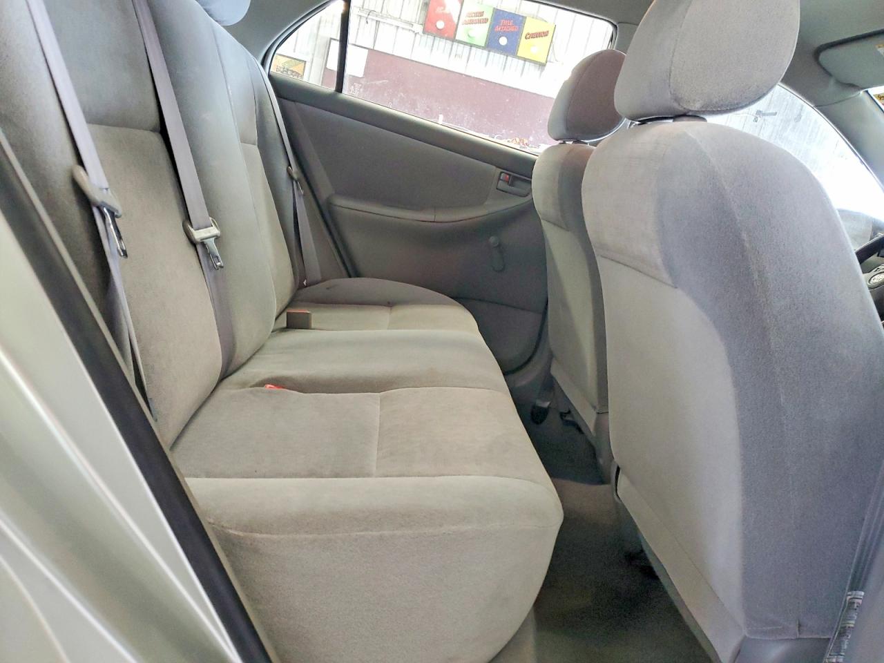 2004 TOYOTA COROLLA CE photo 10