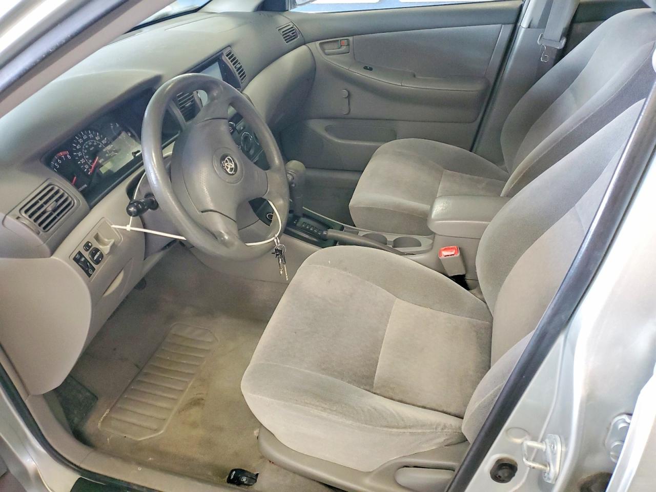 2004 TOYOTA COROLLA CE photo 7