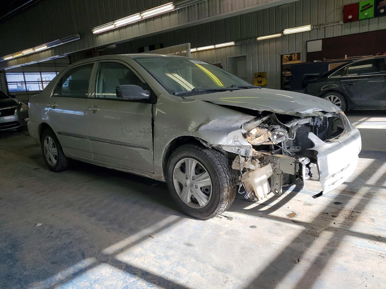 2004 TOYOTA COROLLA CE photo 4