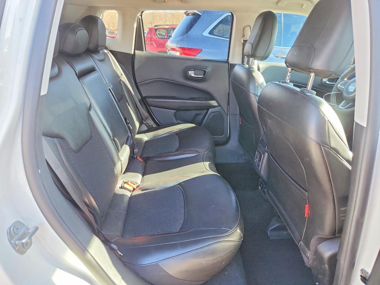 2021 JEEP COMPASS TRAILHAWK photo 21