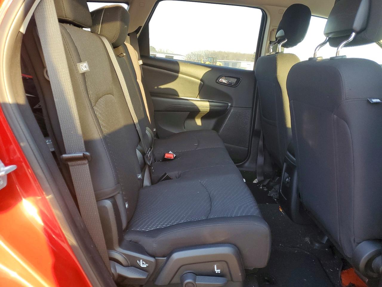 2018 DODGE JOURNEY SE photo 21
