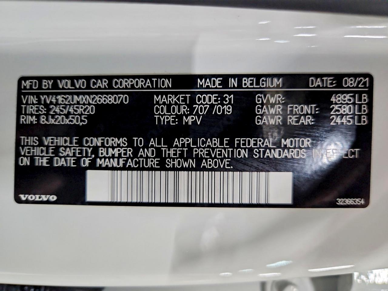 2022 VOLVO XC40 T5 R-DESIGN photo 13