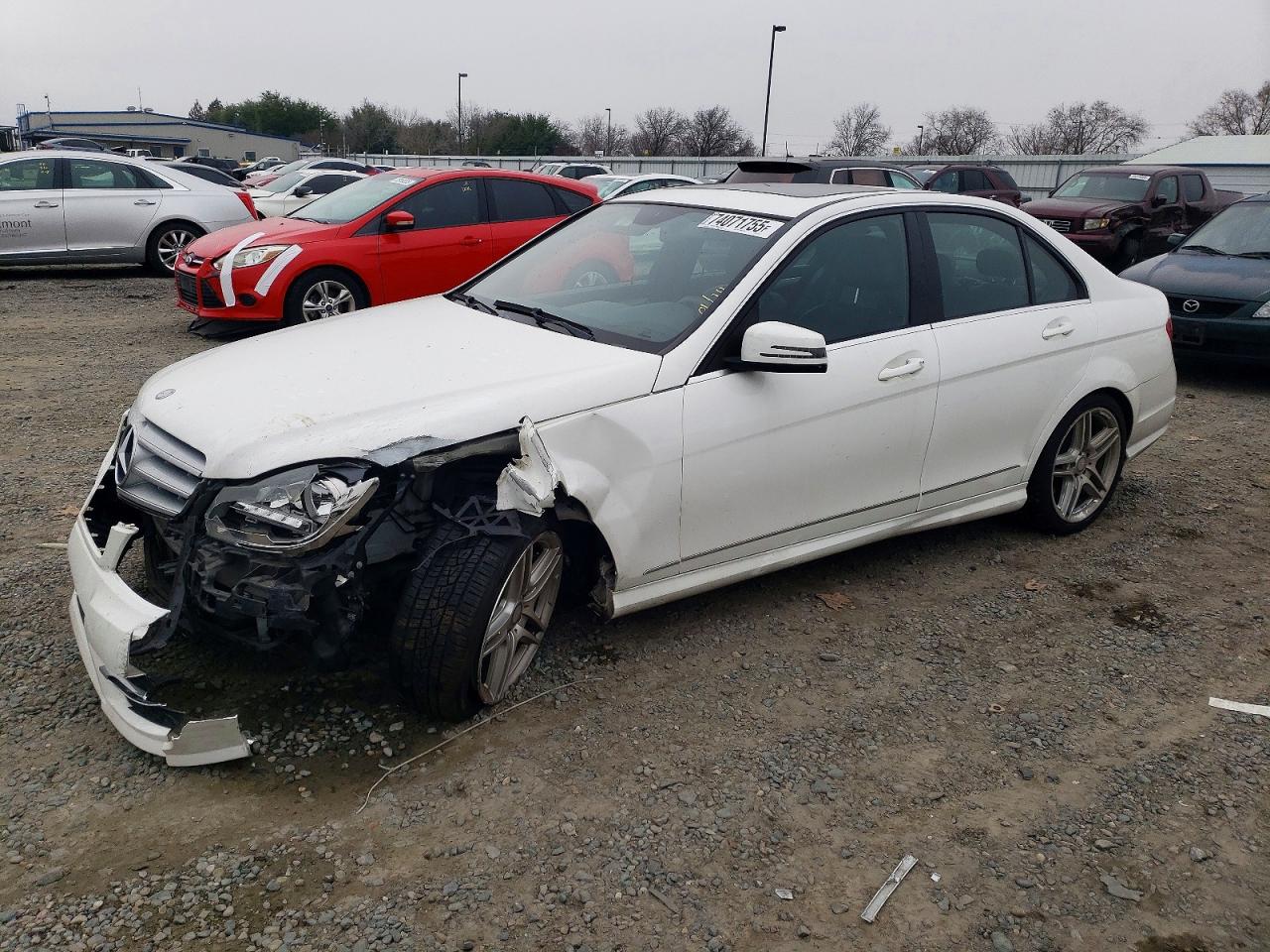 2013 MERCEDES-BENZ C