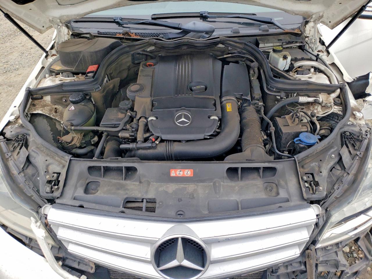 2013 MERCEDES-BENZ C 250 photo 21