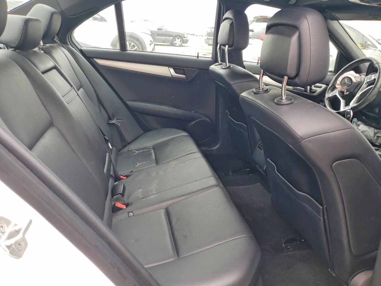 2013 MERCEDES-BENZ C 250 photo 19