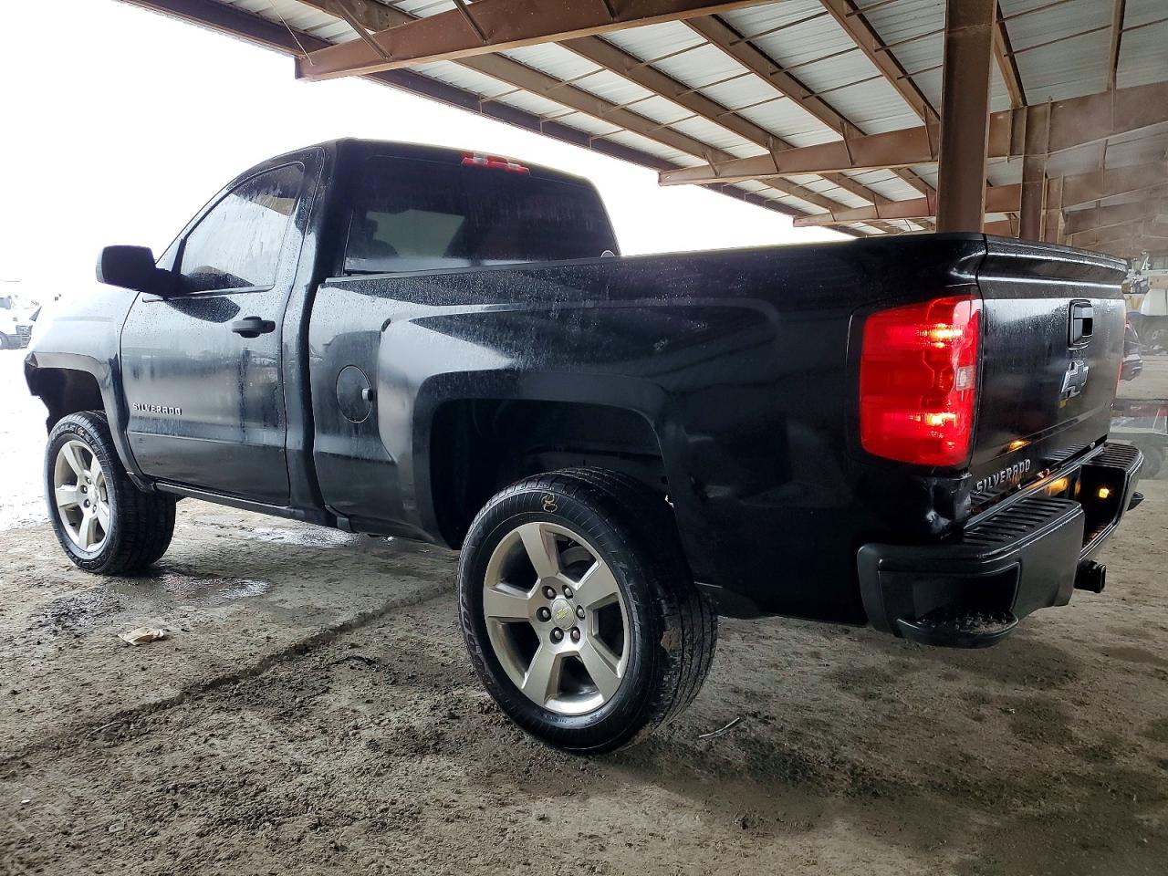 2017 CHEVROLET SILVERADO C1500 photo 4