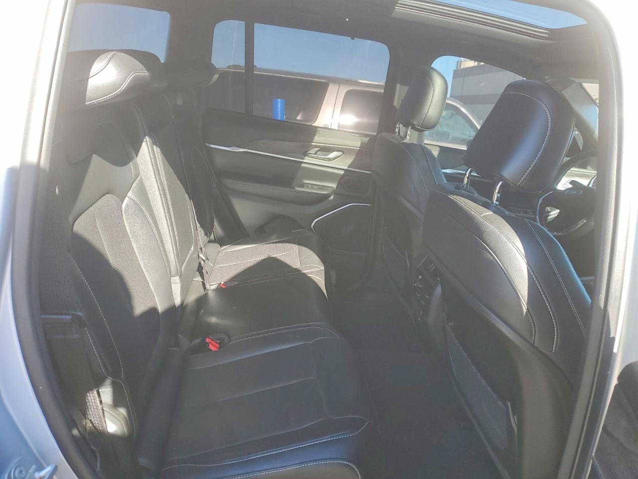 2024 JEEP GRAND CHEROKEE LIMITED photo 11