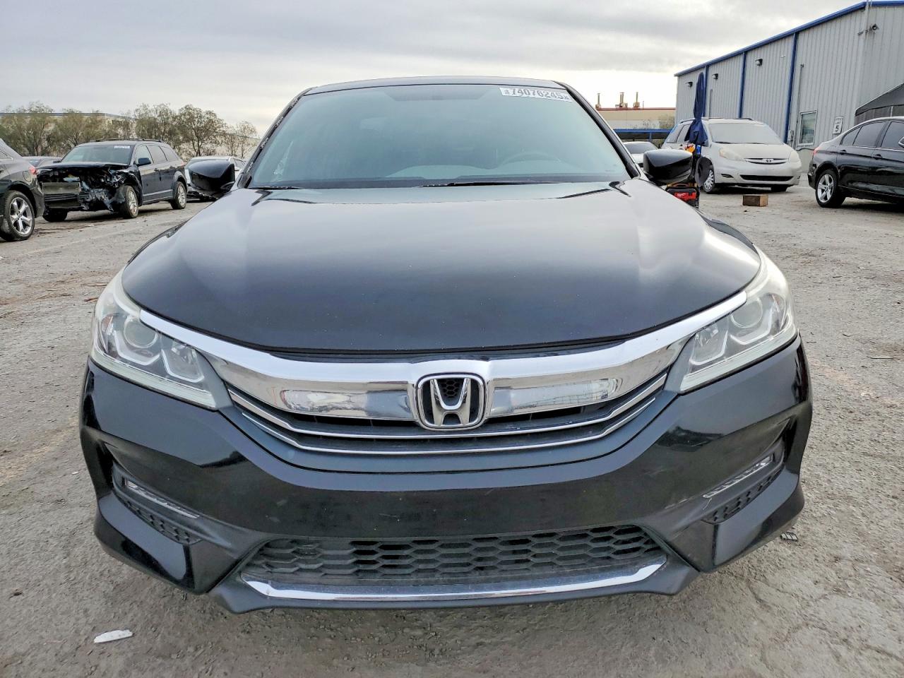 2017 HONDA ACCORD SPORT photo 9