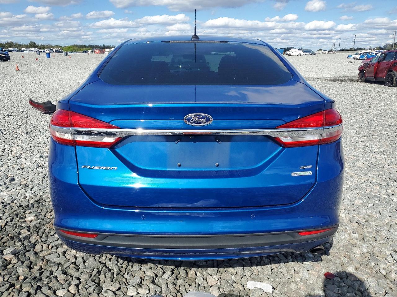 2018 FORD FUSION SE photo 16