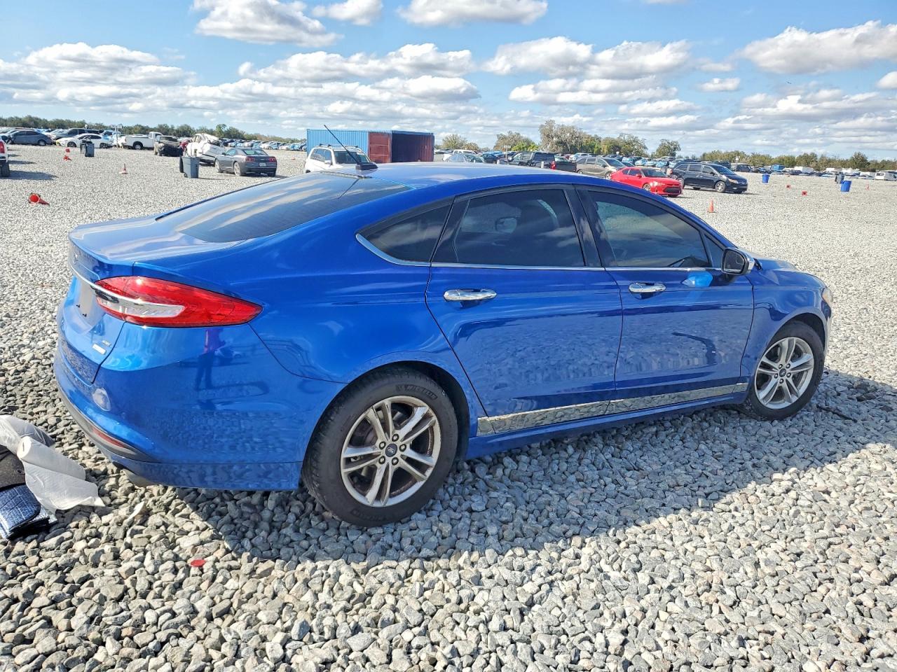 2018 FORD FUSION SE photo 7