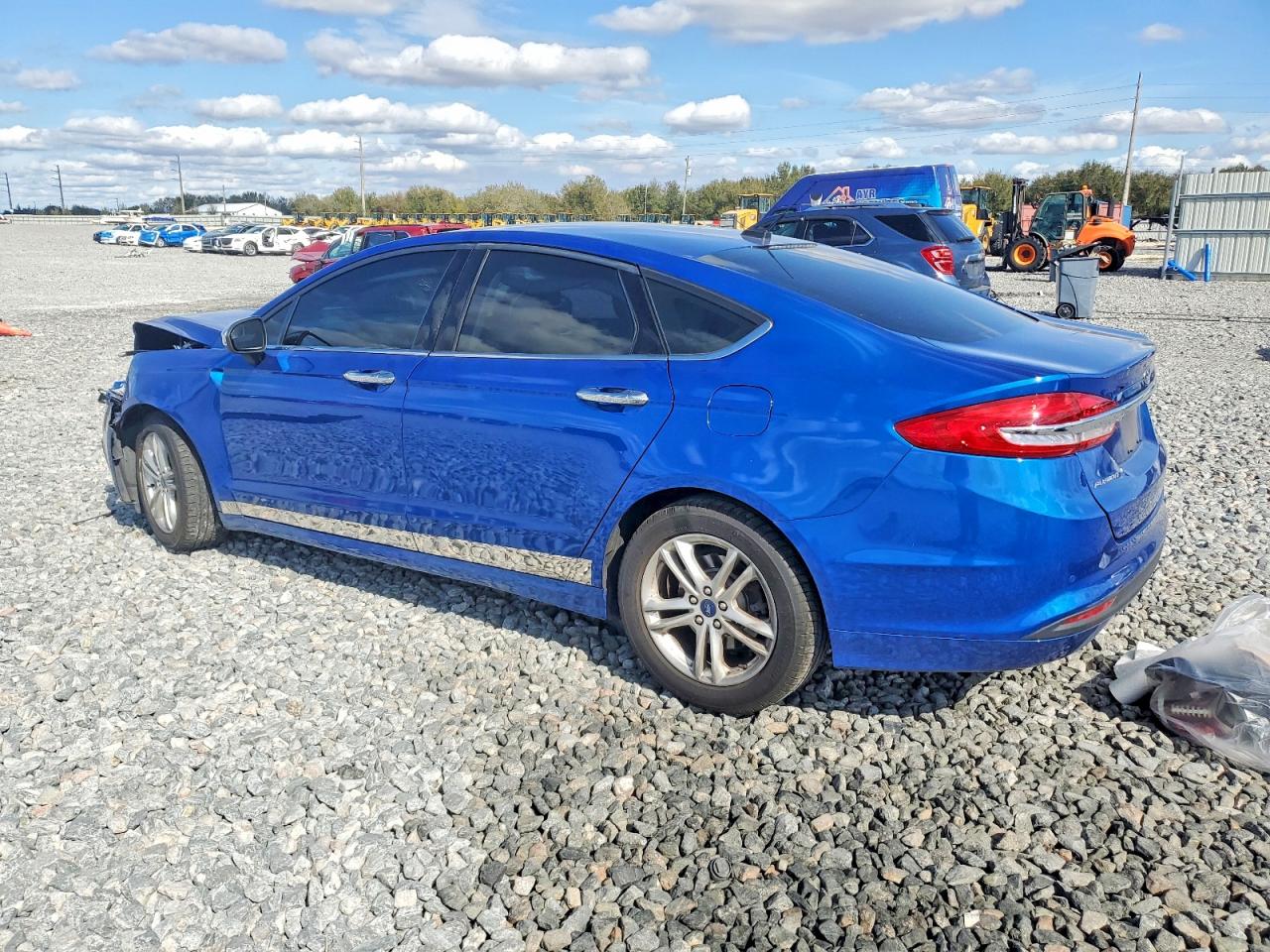 2018 FORD FUSION SE photo 4