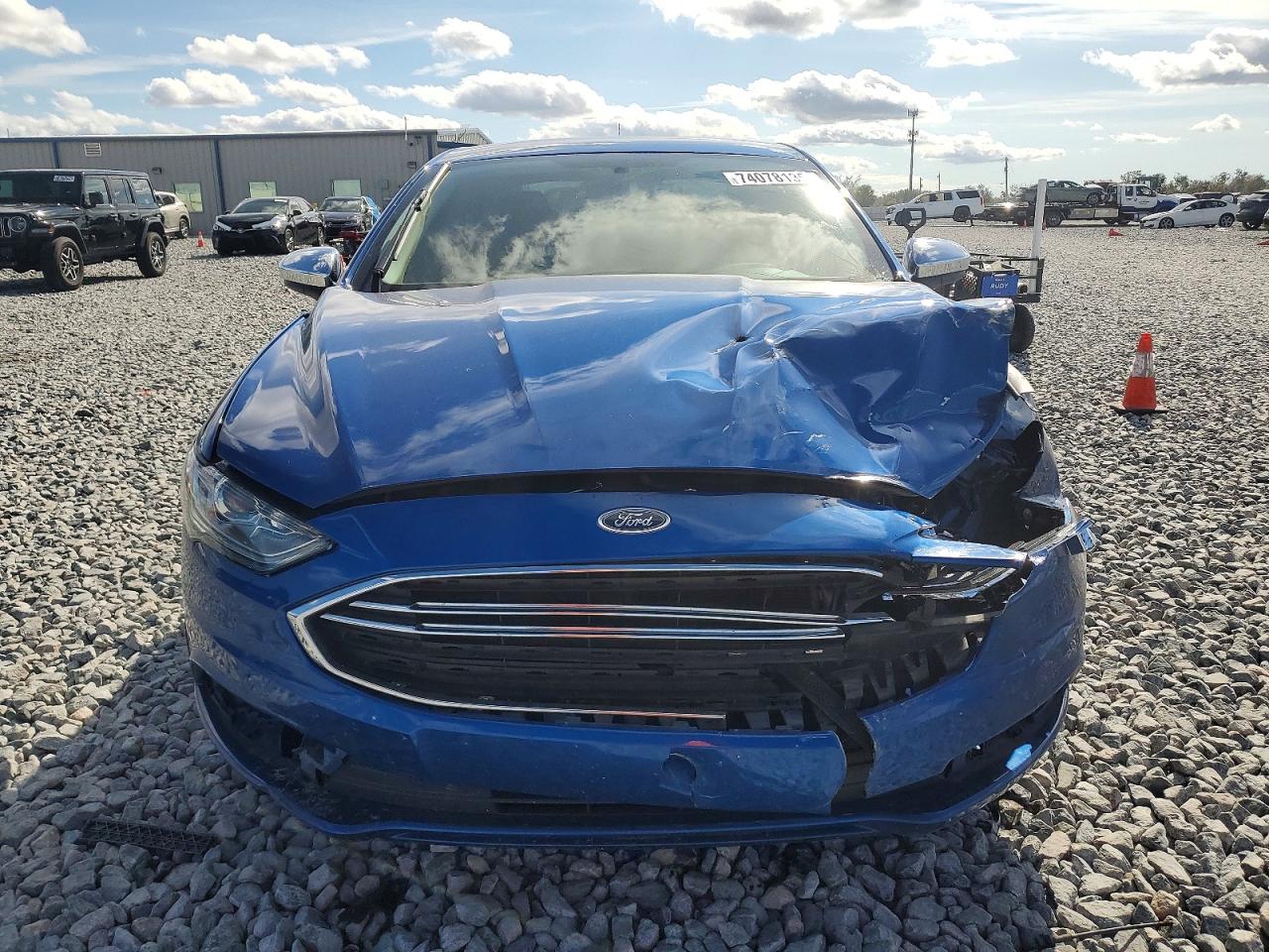 2018 FORD FUSION SE photo 13