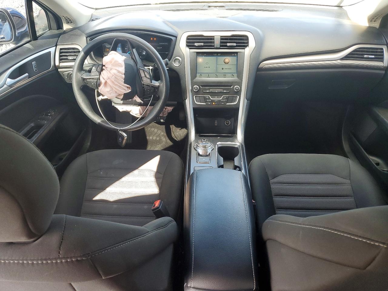 2018 FORD FUSION SE photo 22