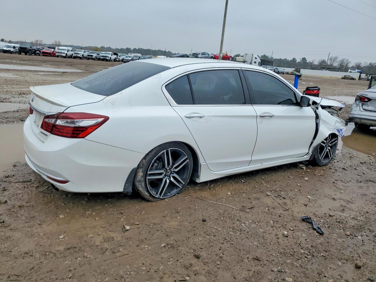 2016 HONDA ACCORD SPORT photo 3