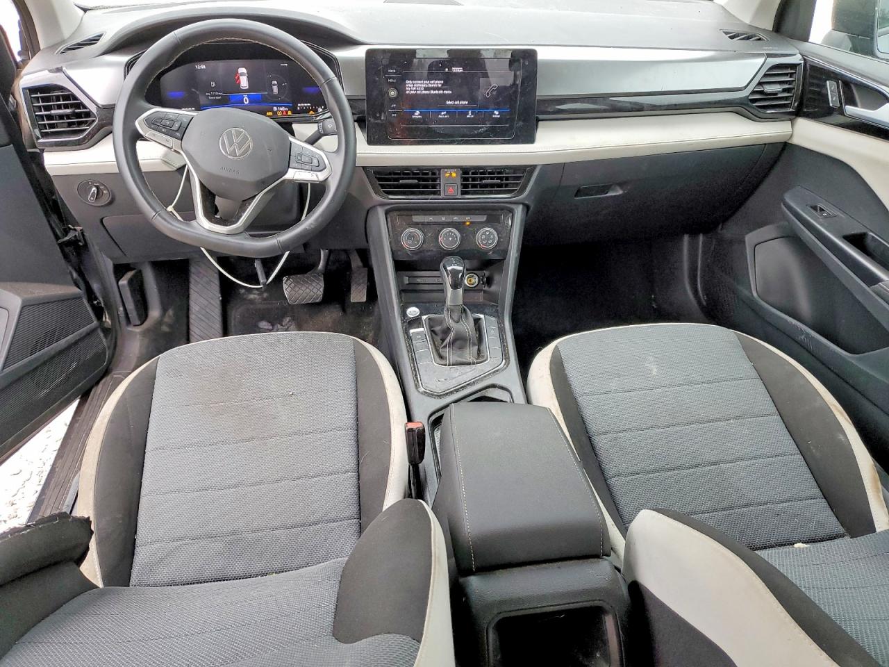 2025 VOLKSWAGEN TAOS S photo 8