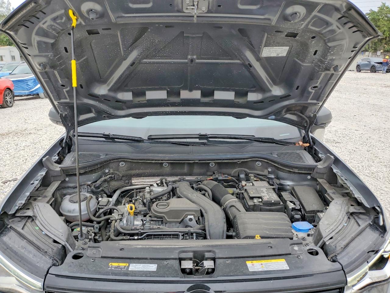 2025 VOLKSWAGEN TAOS S photo 11