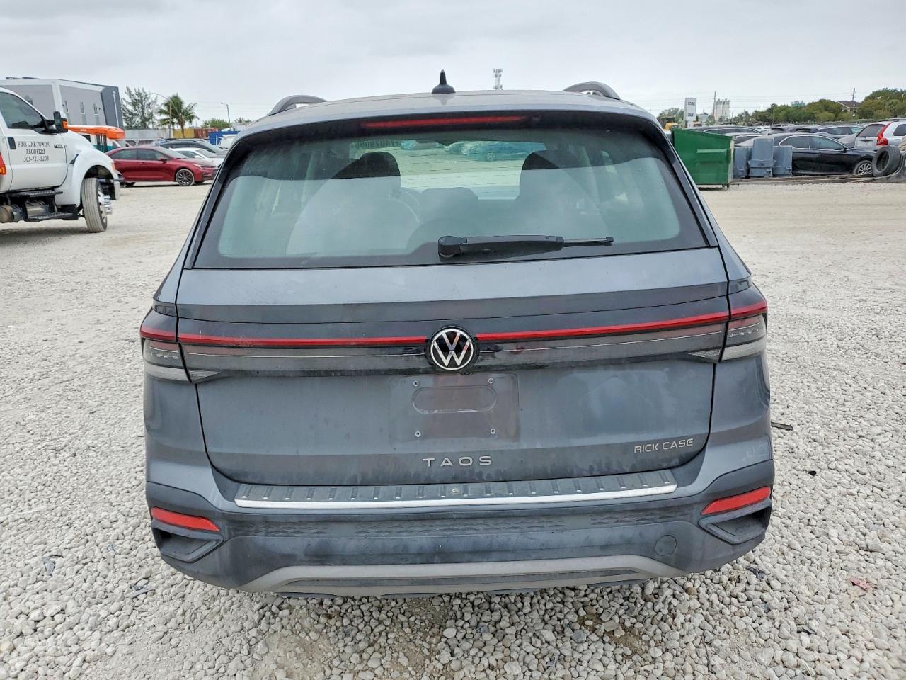 2025 VOLKSWAGEN TAOS S photo 6
