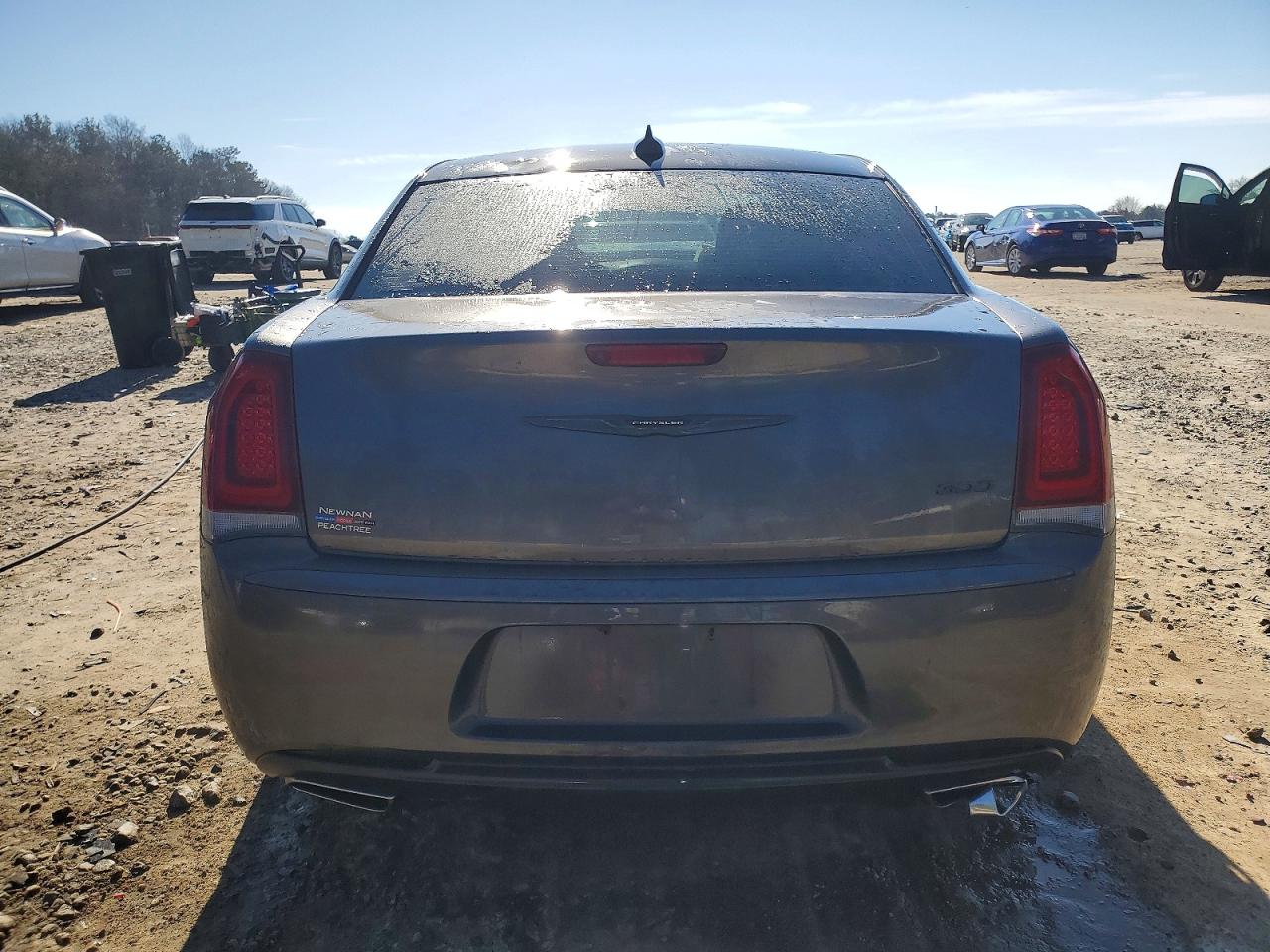 2022 CHRYSLER 300 TOURING photo 11