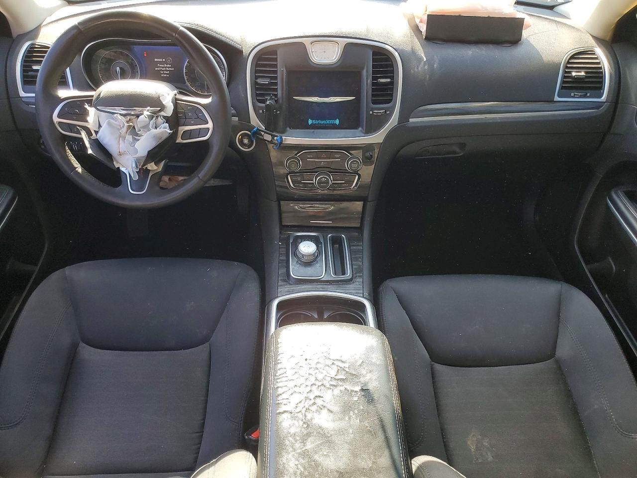 2022 CHRYSLER 300 TOURING photo 15