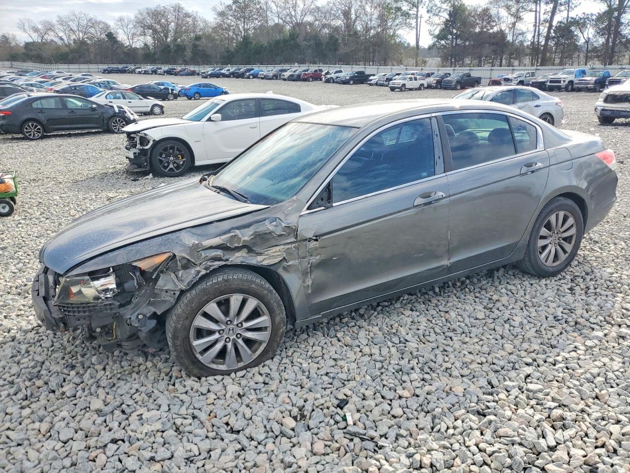 2012 HONDA ACCORD photo 2