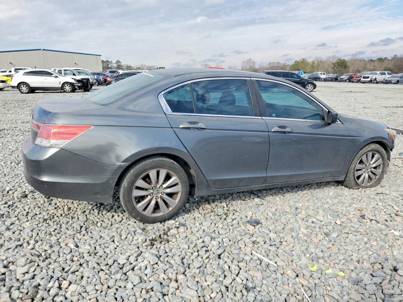 2012 HONDA ACCORD photo 5