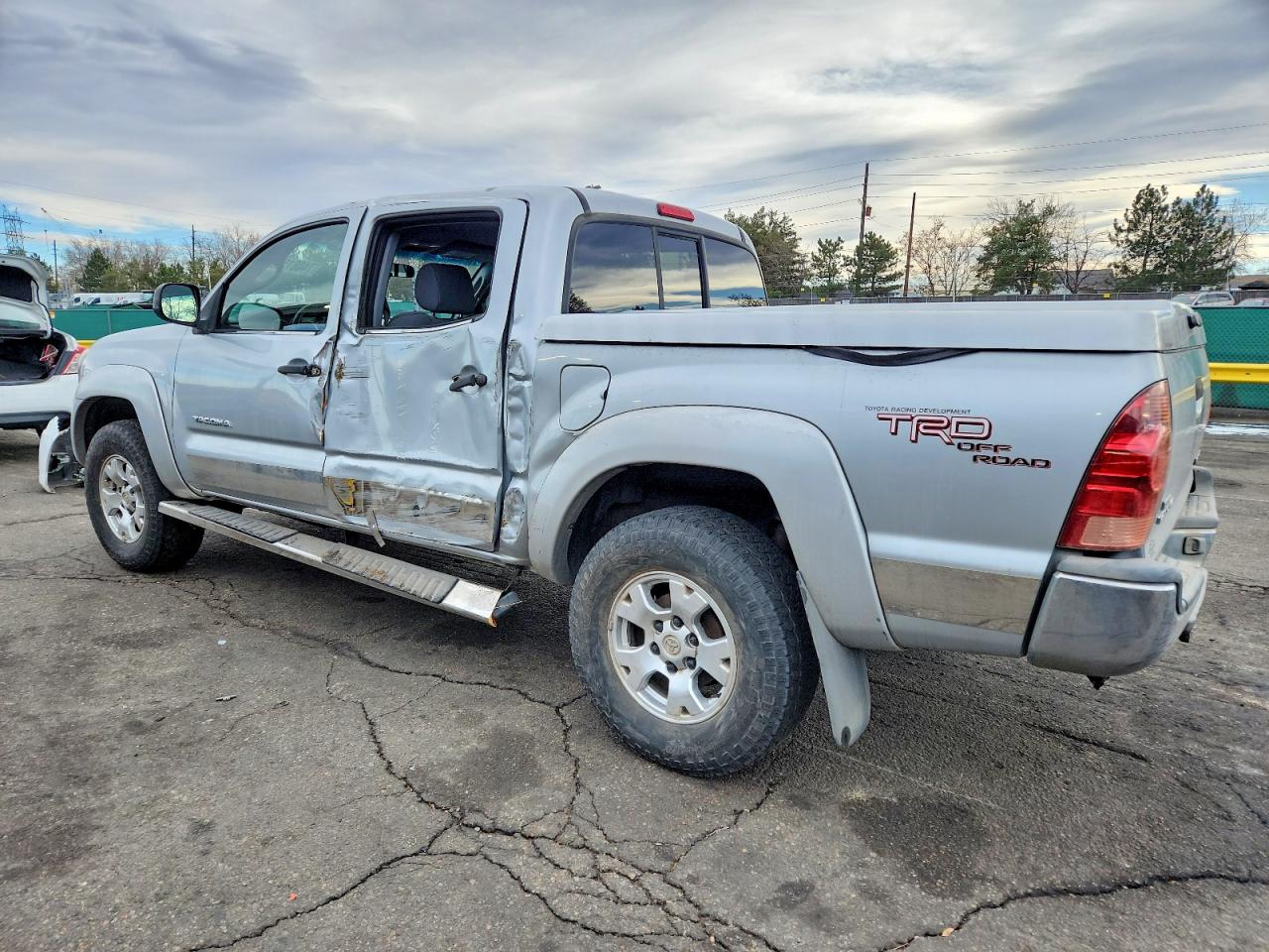2005 TOYOTA TACOMA DOUBLE CAB photo 3