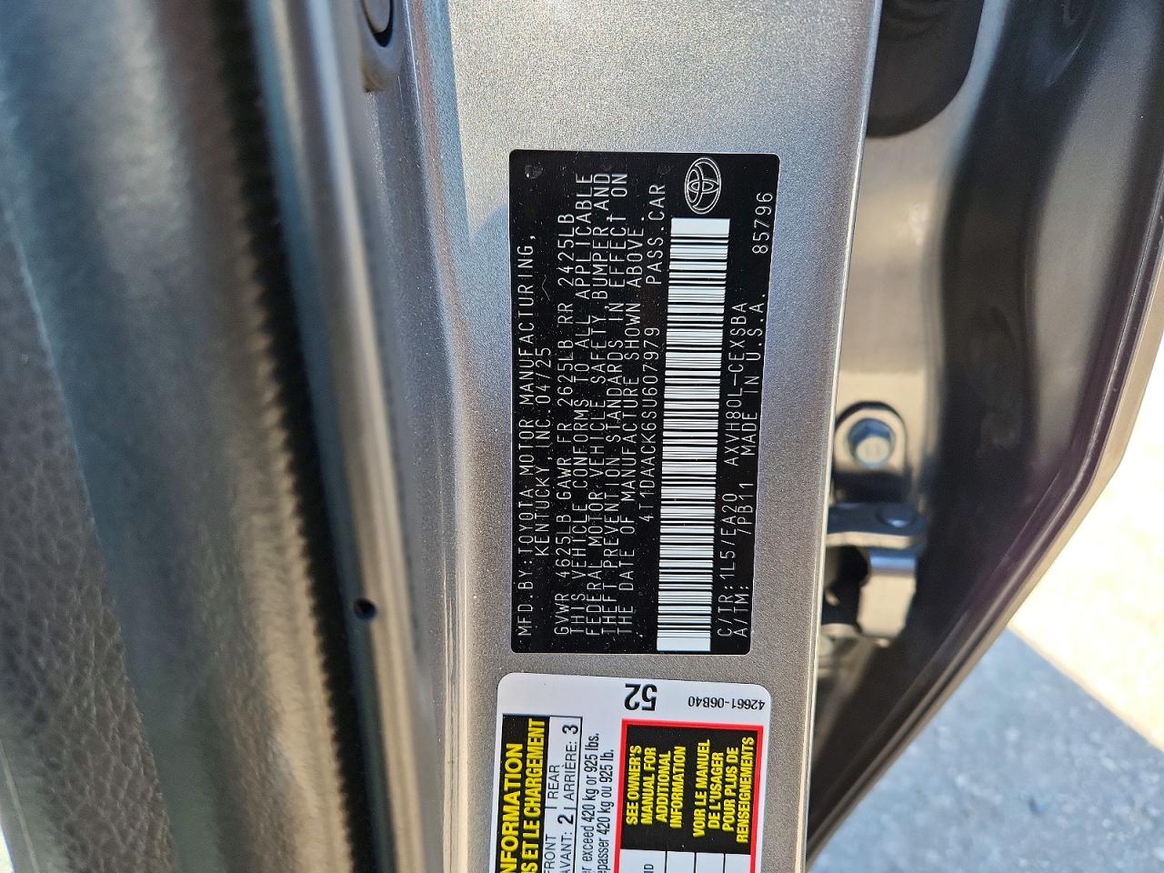 2025 TOYOTA CAMRY SE photo 12