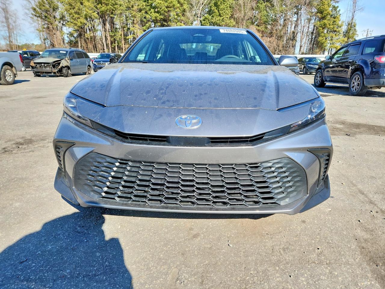 2025 TOYOTA CAMRY SE photo 5