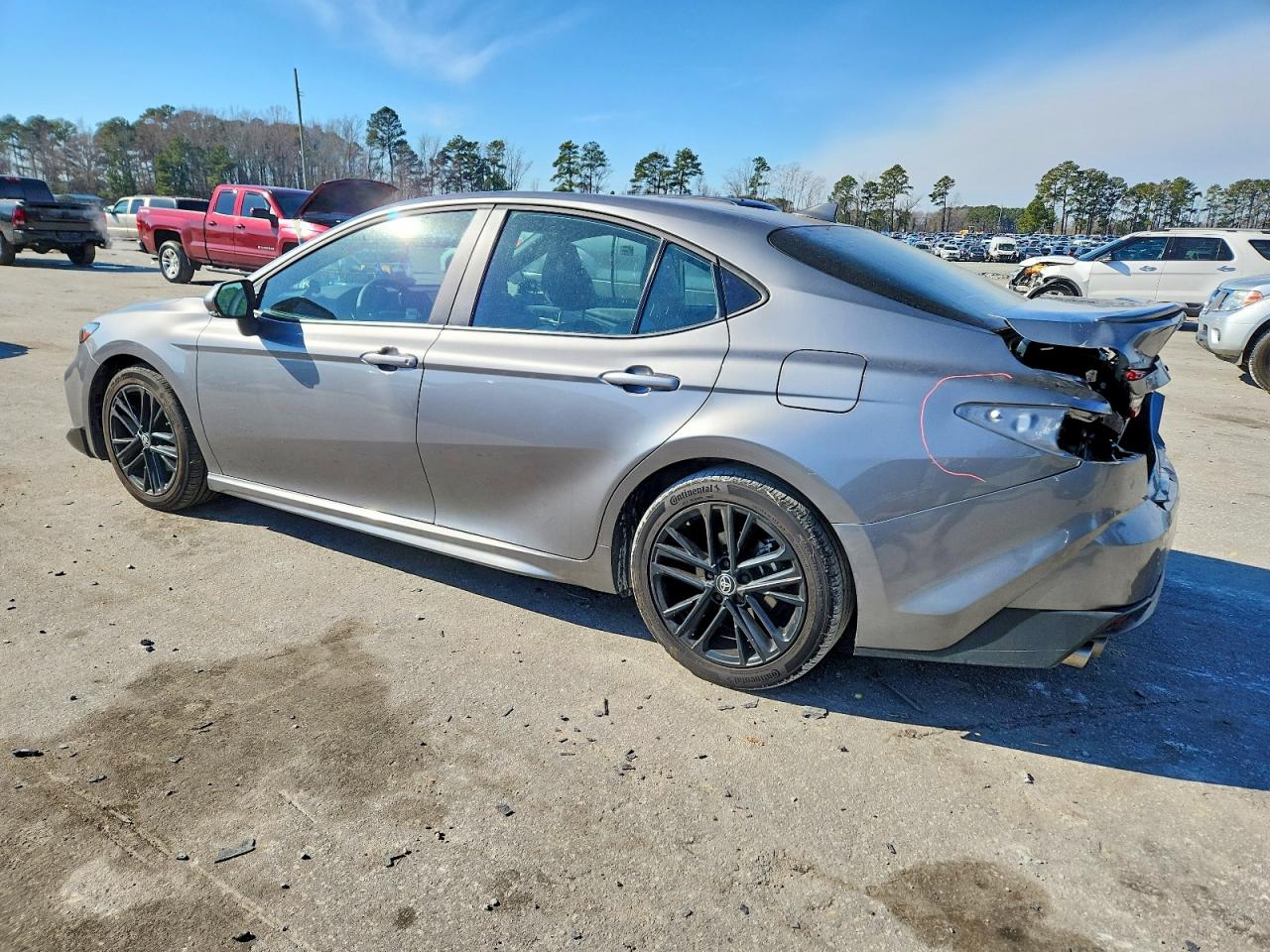 2025 TOYOTA CAMRY SE photo 2