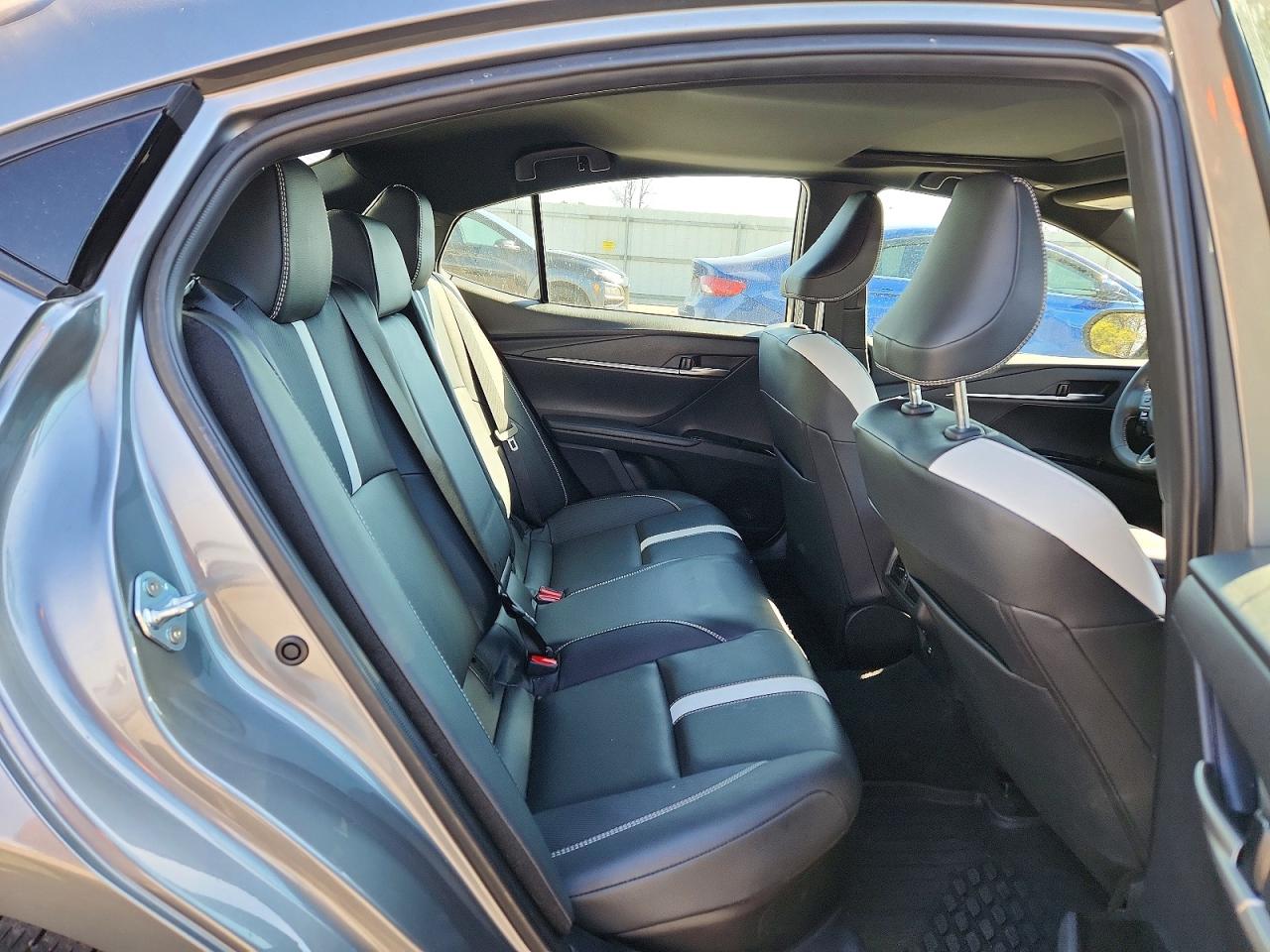 2025 TOYOTA CAMRY SE photo 10