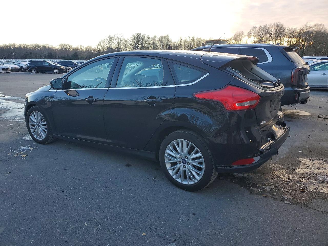 2018 FORD FOCUS TITANIUM photo 2