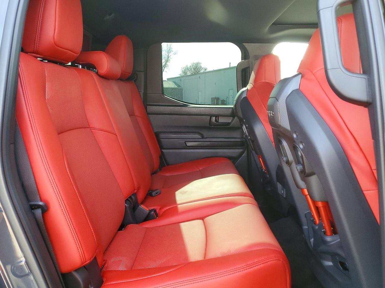 2025 TOYOTA TACOMA DOUBLE CAB photo 10
