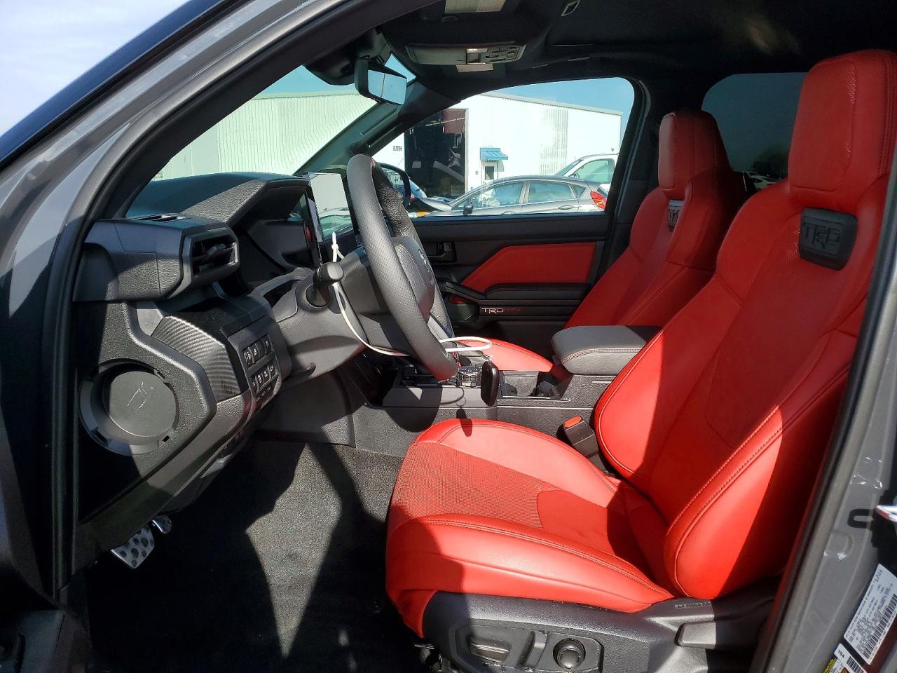 2025 TOYOTA TACOMA DOUBLE CAB photo 7