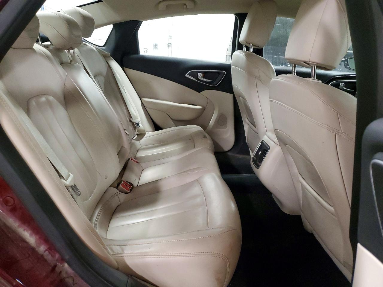 2015 CHRYSLER 200 C photo 10