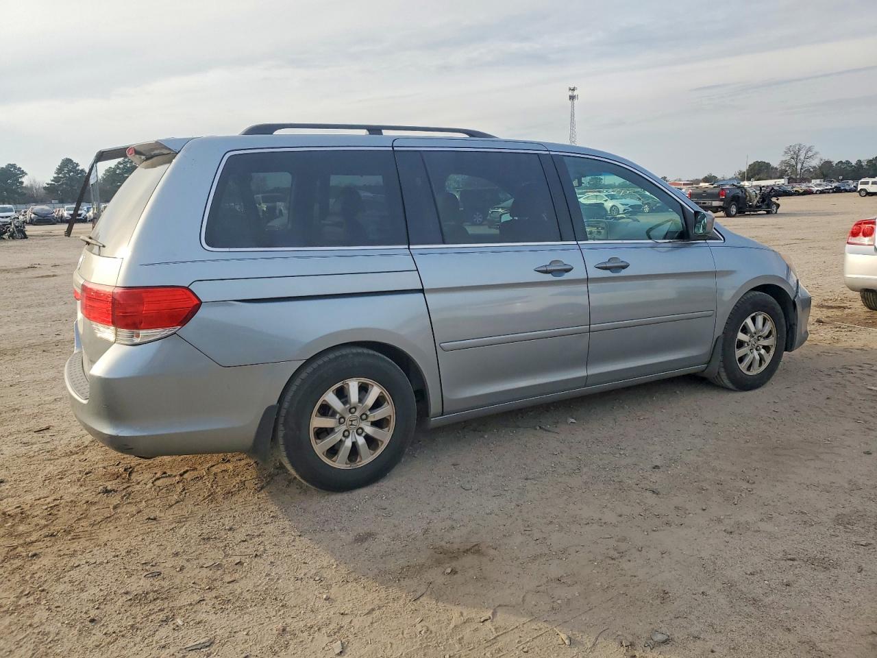 2010 HONDA ODYSSEY EXL photo 5