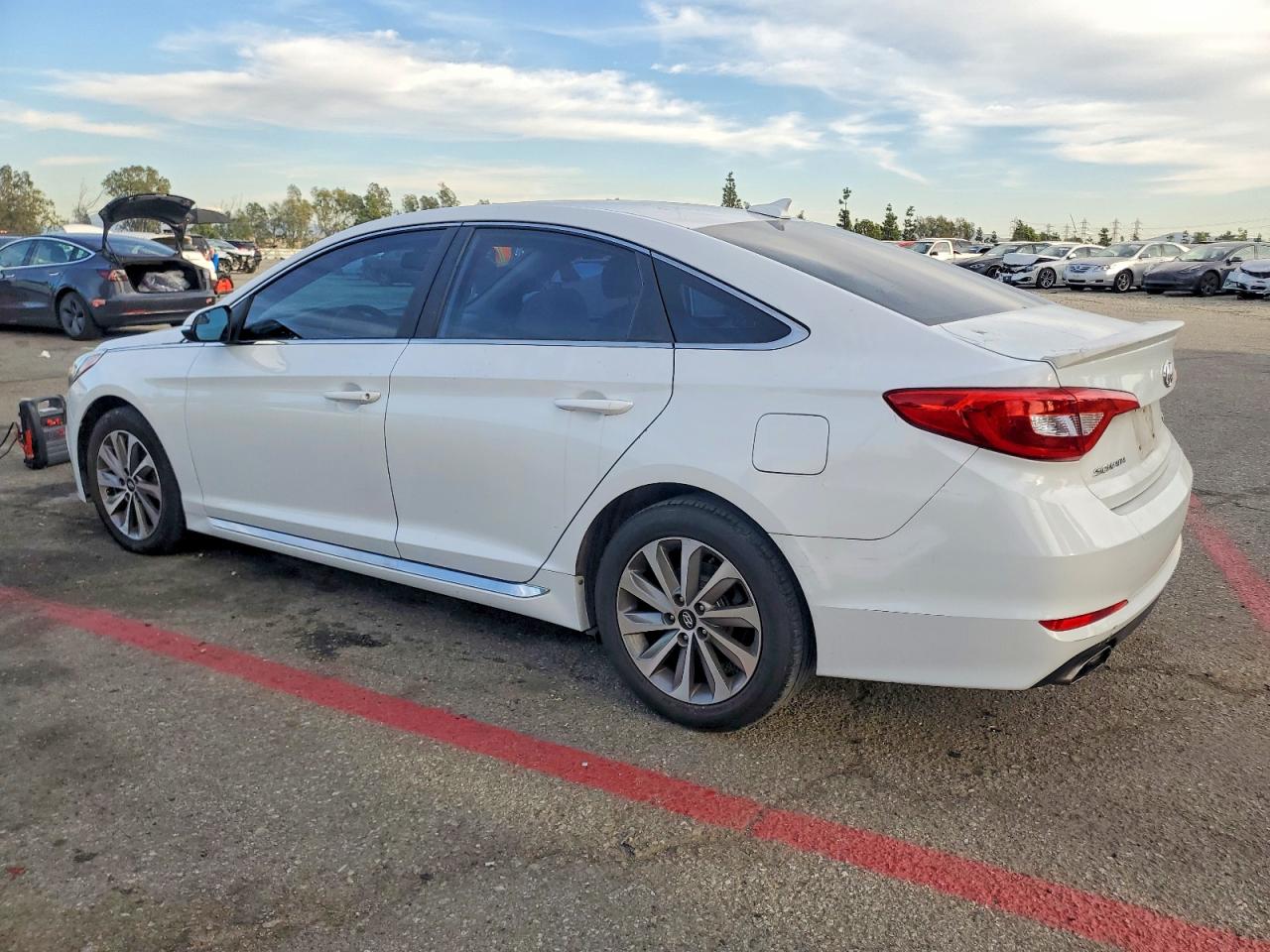 2015 HYUNDAI SONATA SPORT photo 3